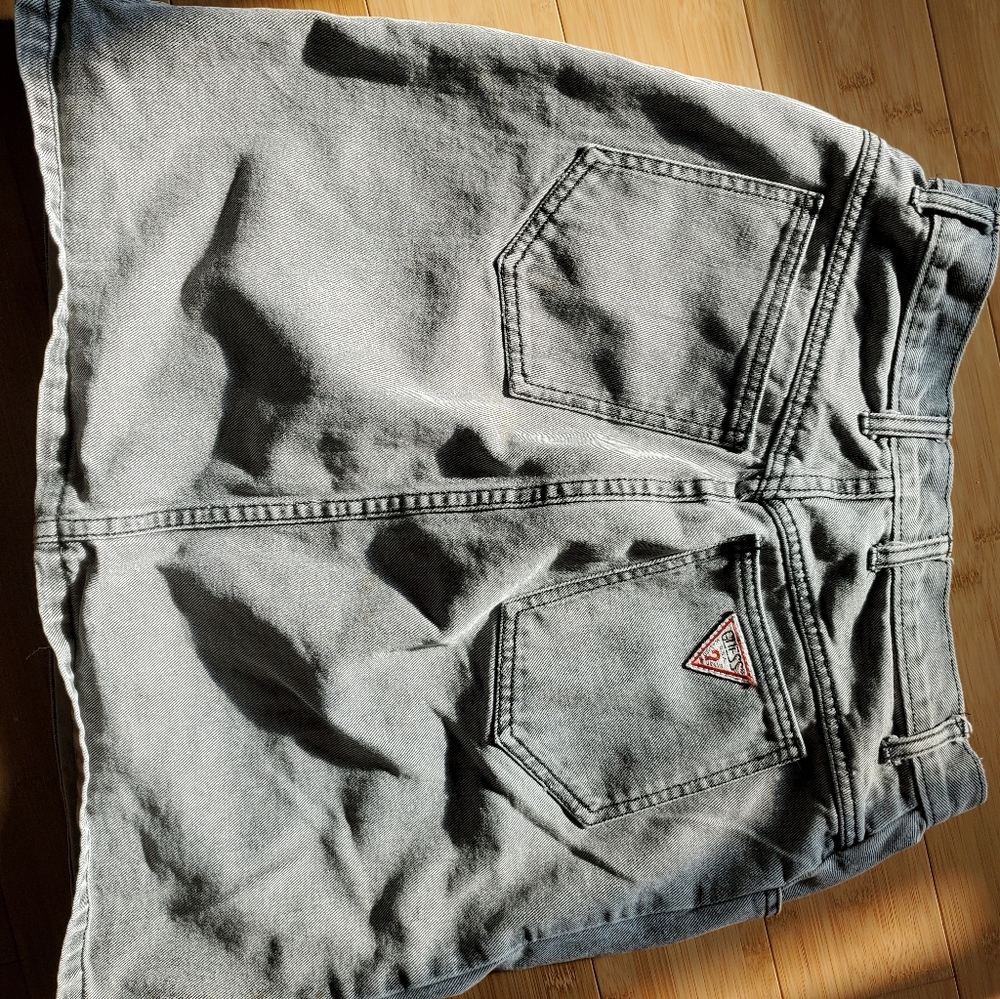 Amazing vintage Guess skirt